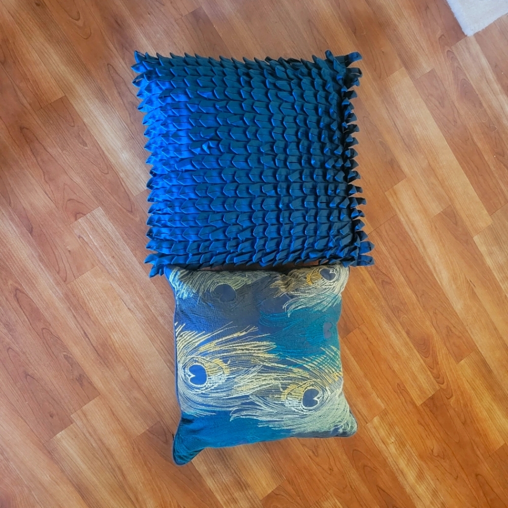 Decorative pillows